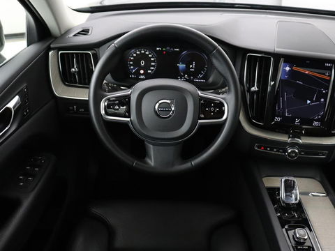 Volvo XC60 2.0 T8 Twin Engine AWD Inscription | Panoramadak | Trekhaak | Leder | Camera | Carplay | Navigatie | Full LED | Climate control