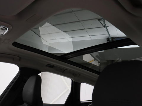 Volvo XC60 2.0 T8 Twin Engine AWD Inscription | Panoramadak | Trekhaak | Leder | Camera | Carplay | Navigatie | Full LED | Climate control