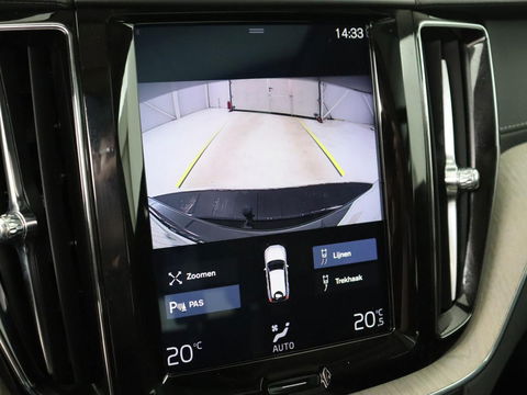 Volvo XC60 2.0 T8 Twin Engine AWD Inscription | Panoramadak | Trekhaak | Leder | Camera | Carplay | Navigatie | Full LED | Climate control