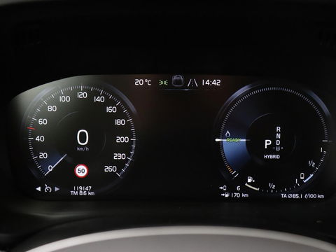 Volvo XC60 2.0 T8 Twin Engine AWD Inscription | Panoramadak | Trekhaak | Leder | Camera | Carplay | Navigatie | Full LED | Climate control