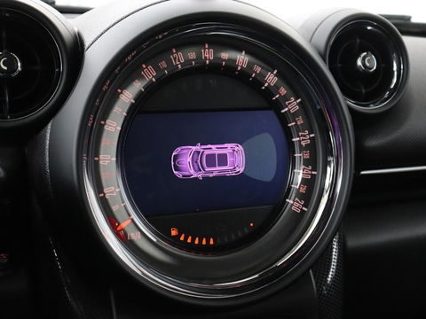 MINI Countryman 1.6 One Knockout Edition | Trekhaak | Xenon | Navigatie | Bluetooth | Climate control | Cruise control | Parkeerhulp