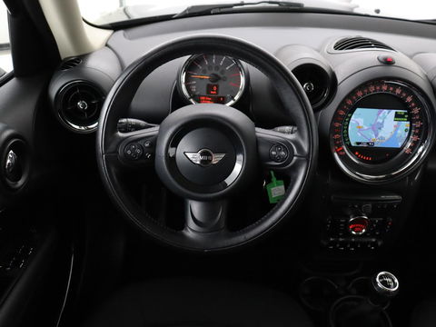 MINI Countryman 1.6 One Knockout Edition | Trekhaak | Xenon | Navigatie | Bluetooth | Climate control | Cruise control | Parkeerhulp