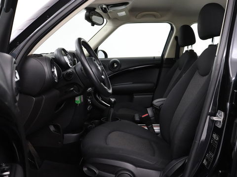 MINI Countryman 1.6 One Knockout Edition | Trekhaak | Xenon | Navigatie | Bluetooth | Climate control | Cruise control | Parkeerhulp