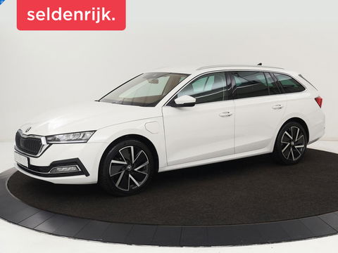 Škoda Octavia 1.4 TSI iV Business Edition Plus | Head-Up | Camera | Stoelverwarming | Side Assist | Achterbankverwarming | Carplay | Keyless | Elektrische voorstoelen | Memory | Sfeerverlichting | Navigatie | PHEV