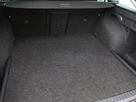 Škoda Octavia 1.4 TSI iV Business Edition Plus | Head-Up | Camera | Stoelverwarming | Side Assist | Achterbankverwarming | Carplay | Keyless | Elektrische voorstoelen | Memory | Sfeerverlichting | Navigatie | PHEV