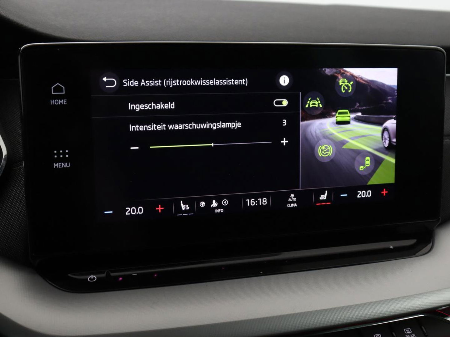 Škoda Octavia 1.4 TSI iV Business Edition Plus | Head-Up | Camera | Stoelverwarming | Side Assist | Achterbankverwarming | Carplay | Keyless | Elektrische voorstoelen | Memory | Sfeerverlichting | Navigatie | PHEV