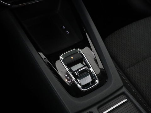 Škoda Octavia 1.4 TSI iV Business Edition Plus | Head-Up | Camera | Stoelverwarming | Side Assist | Achterbankverwarming | Carplay | Keyless | Elektrische voorstoelen | Memory | Sfeerverlichting | Navigatie | PHEV