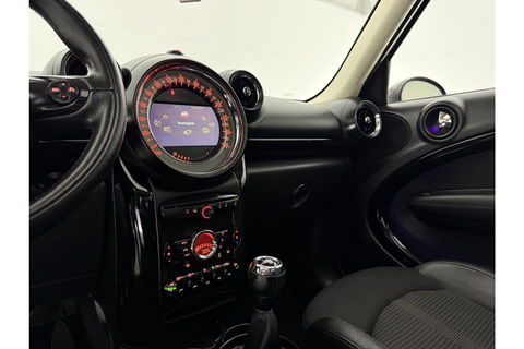 MINI Countryman 1.6 One Pano Clima Cruise LED Navi PDC 17"LMV