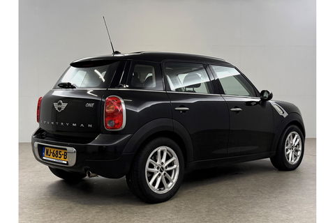 MINI Countryman 1.6 One Pano Clima Cruise LED Navi PDC 17"LMV