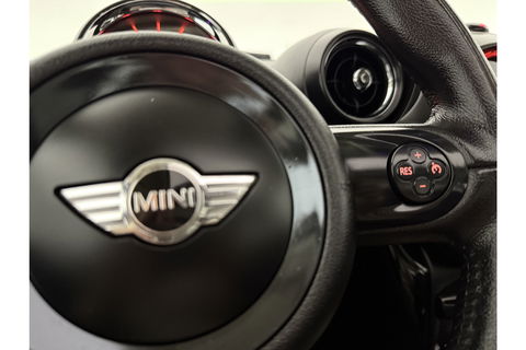 MINI Countryman 1.6 One Pano Clima Cruise LED Navi PDC 17"LMV