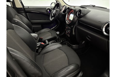 MINI Countryman 1.6 One Pano Clima Cruise LED Navi PDC 17"LMV