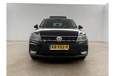 Volkswagen Tiguan 1.4 TSI Pano LED Camera Carplay Adaptive Cruise Clima Navi PDC 17"LMV