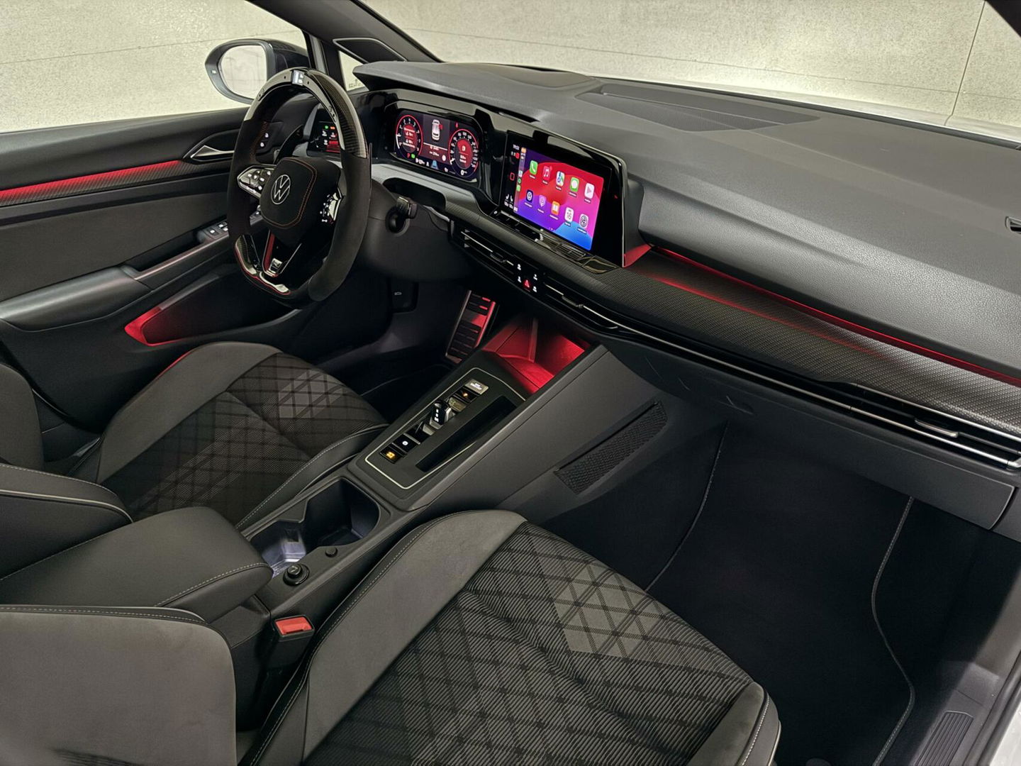 Volkswagen Golf 1.5 eTSI R-Line Pano H/K Akrapovič Sfeer HUD CarPlay