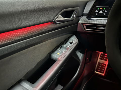 Volkswagen Golf 1.5 eTSI R-Line Pano H/K Akrapovič Sfeer HUD CarPlay