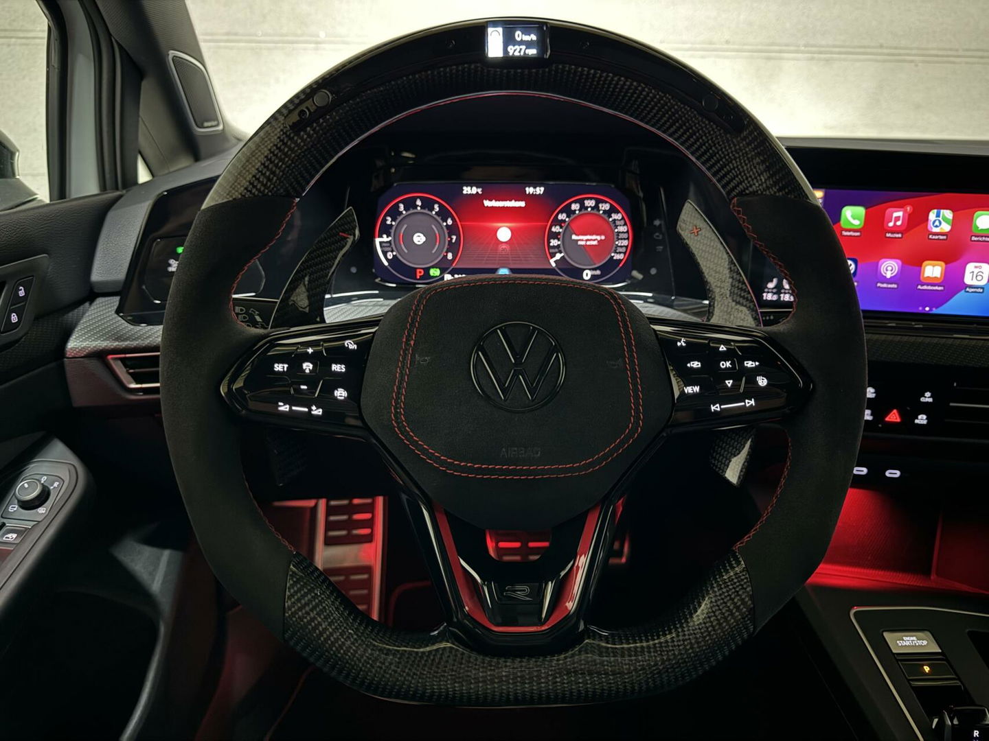 Volkswagen Golf 1.5 eTSI R-Line Pano H/K Akrapovič Sfeer HUD CarPlay