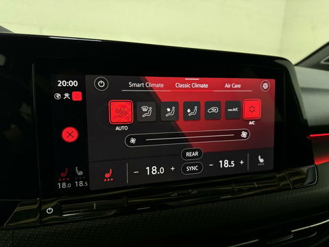 Volkswagen Golf 1.5 eTSI R-Line Pano H/K Akrapovič Sfeer HUD CarPlay