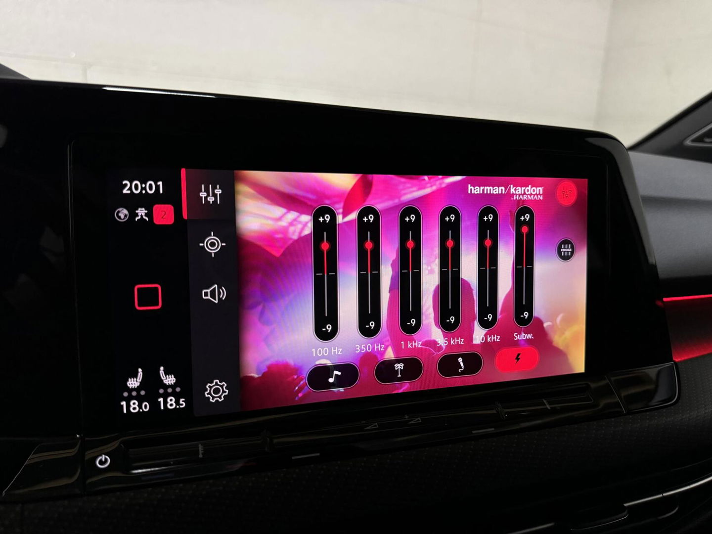 Volkswagen Golf 1.5 eTSI R-Line Pano H/K Akrapovič Sfeer HUD CarPlay