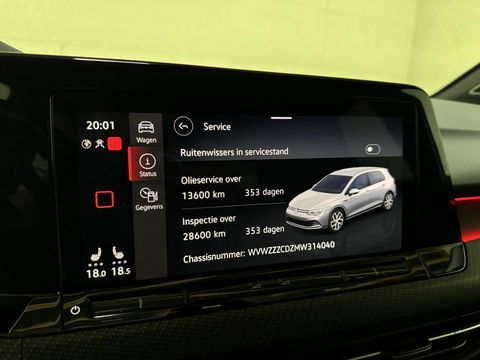 Volkswagen Golf 1.5 eTSI R-Line Pano H/K Akrapovič Sfeer HUD CarPlay