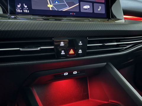 Volkswagen Golf 1.5 eTSI R-Line Pano H/K Akrapovič Sfeer HUD CarPlay
