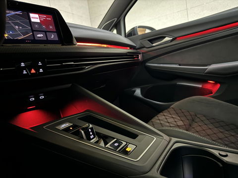 Volkswagen Golf 1.5 eTSI R-Line Pano H/K Akrapovič Sfeer HUD CarPlay