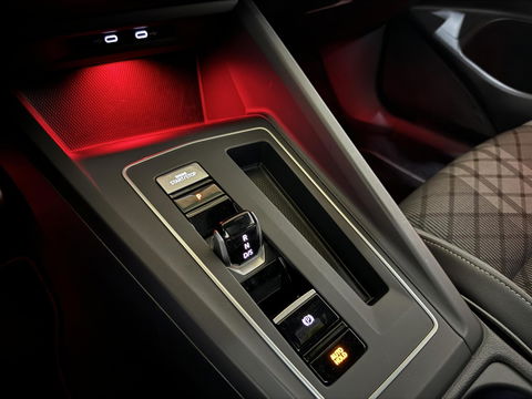 Volkswagen Golf 1.5 eTSI R-Line Pano H/K Akrapovič Sfeer HUD CarPlay