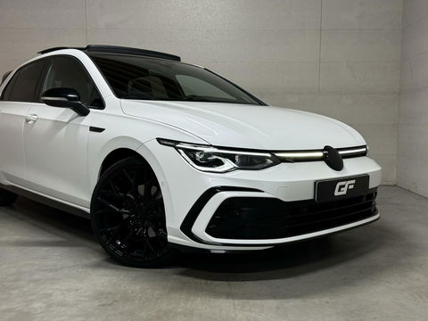 Volkswagen Golf 1.5 eTSI R-Line Pano H/K Akrapovič Sfeer HUD CarPlay
