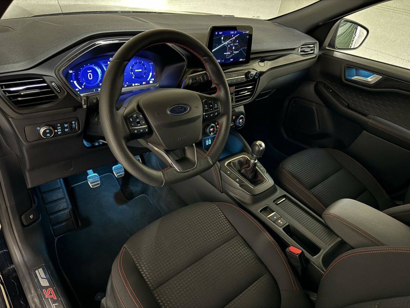 Ford Kuga 1.5 EcoBoost ST-Line Virtual CarPlay Winterpakket Camera Trekhaak.