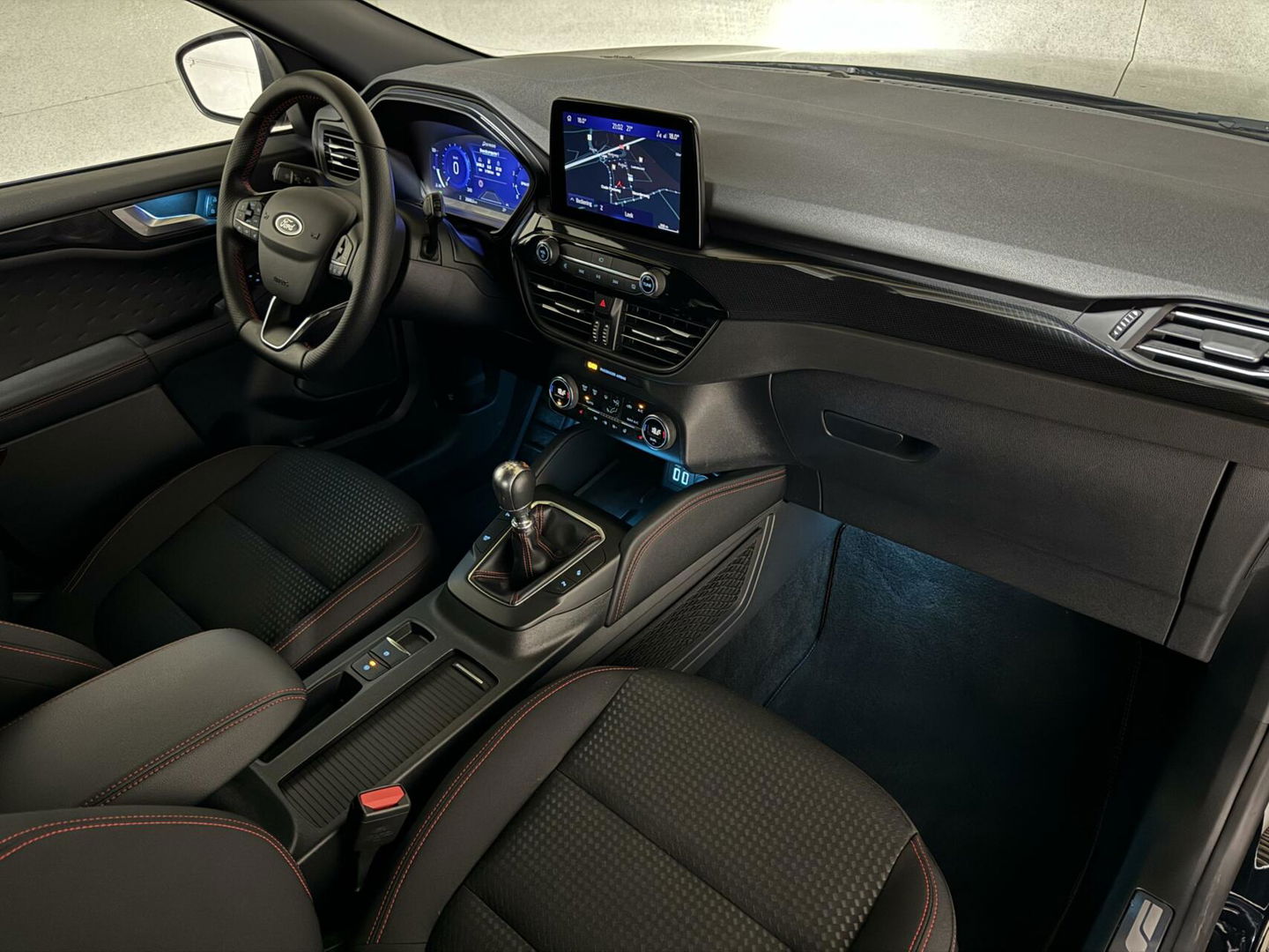 Ford Kuga 1.5 EcoBoost ST-Line Virtual CarPlay Winterpakket Camera Trekhaak.