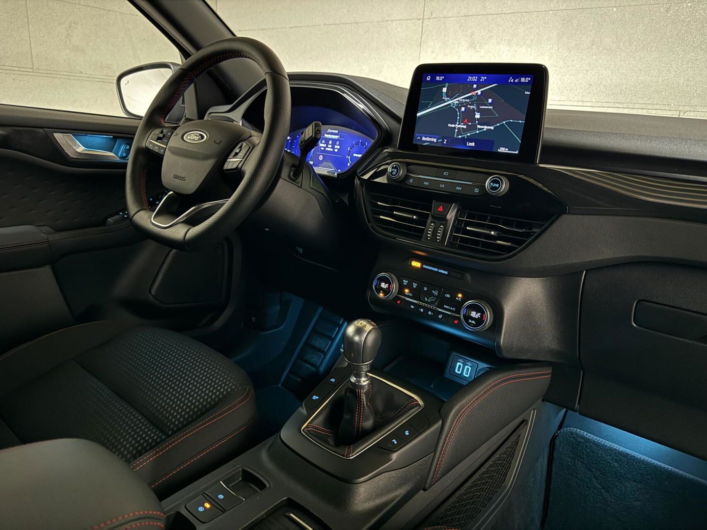 Ford Kuga 1.5 EcoBoost ST-Line Virtual CarPlay Winterpakket Camera Trekhaak.