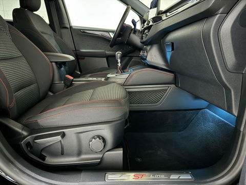 Ford Kuga 1.5 EcoBoost ST-Line Virtual CarPlay Winterpakket Camera Trekhaak.