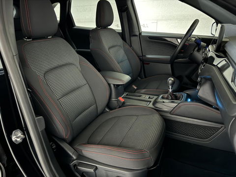 Ford Kuga 1.5 EcoBoost ST-Line Virtual CarPlay Winterpakket Camera Trekhaak.
