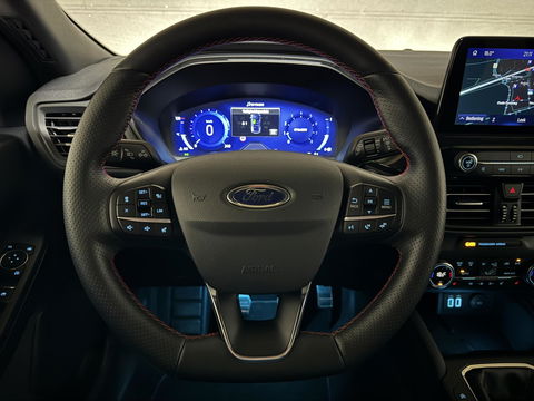 Ford Kuga 1.5 EcoBoost ST-Line Virtual CarPlay Winterpakket Camera Trekhaak.