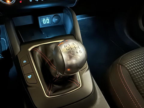 Ford Kuga 1.5 EcoBoost ST-Line Virtual CarPlay Winterpakket Camera Trekhaak.