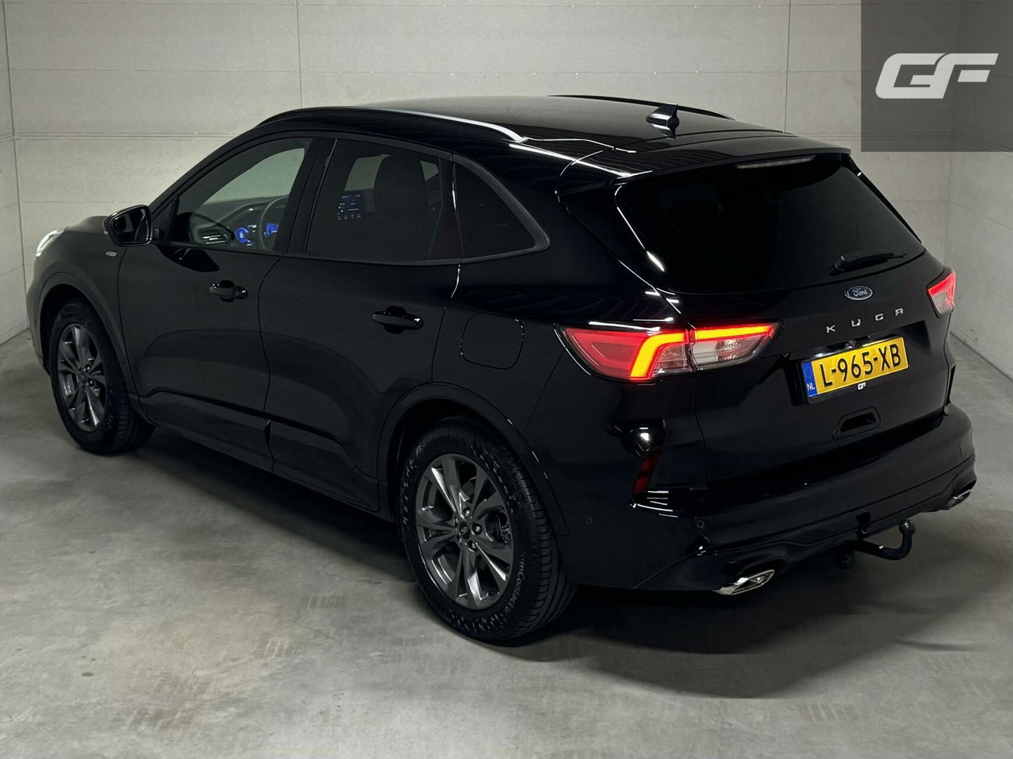 Ford Kuga 1.5 EcoBoost ST-Line Virtual CarPlay Winterpakket Camera Trekhaak.