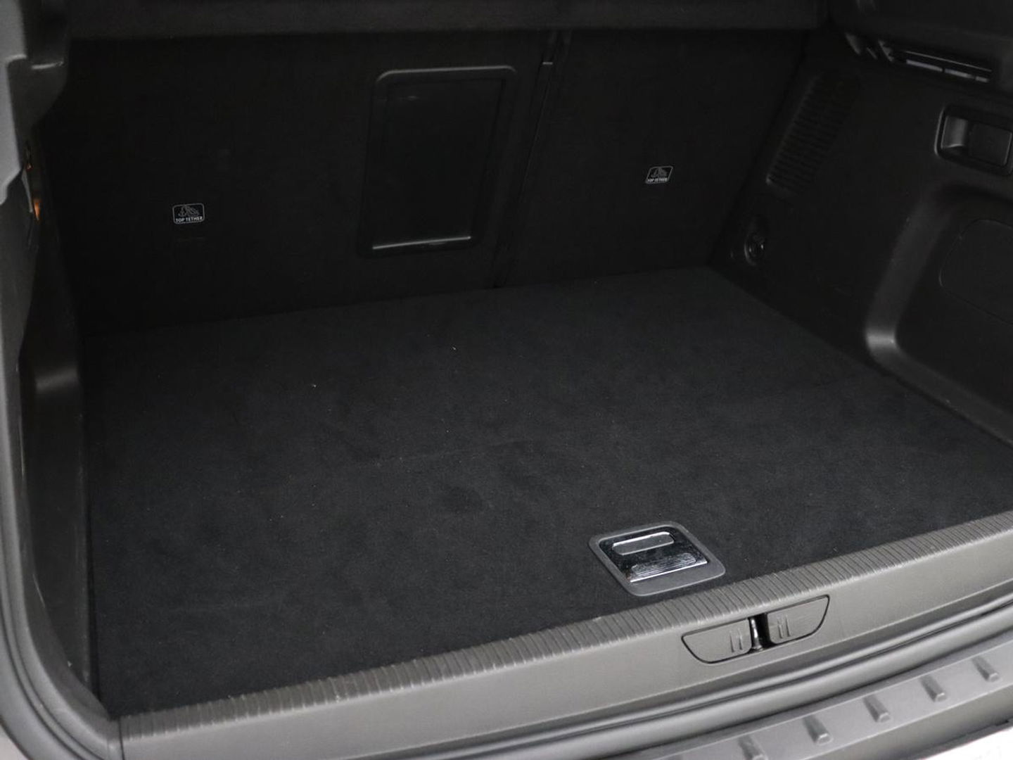 Opel Grandland X 1.6 Turbo Hybrid Elegance | Stoelventilatie | Trekhaak | Leder | 360 Camera | Full LED | Memory | Navigatie | Stoelverwarming | Dodehoek detectie | PHEV