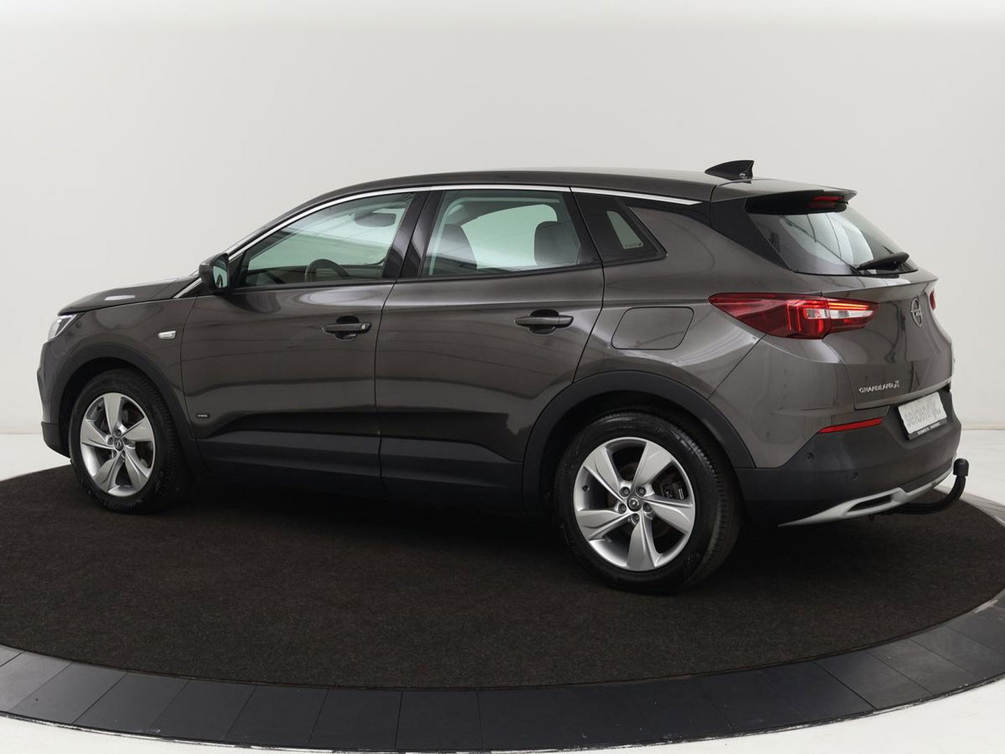 Opel Grandland X 1.6 Turbo Hybrid Elegance | Stoelventilatie | Trekhaak | Leder | 360 Camera | Full LED | Memory | Navigatie | Stoelverwarming | Dodehoek detectie | PHEV