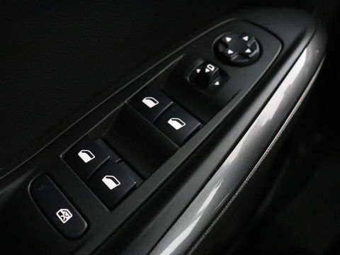Opel Grandland X 1.6 Turbo Hybrid Elegance | Stoelventilatie | Trekhaak | Leder | 360 Camera | Full LED | Memory | Navigatie | Stoelverwarming | Dodehoek detectie | PHEV