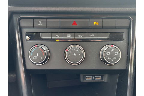 Volkswagen T-Roc 1.0 TSI 115PK STYLE NAVI AIRCO PDC LMV NAVI FULLMAP