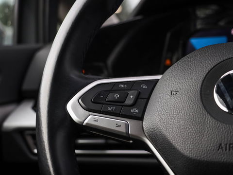 Volkswagen Golf 1.0 TSI Life 110PK|Camera|ACC|Carplay