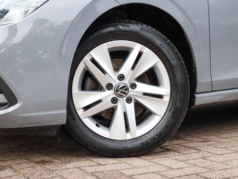 Volkswagen Golf 1.0 TSI Life 110PK|Camera|ACC|Carplay