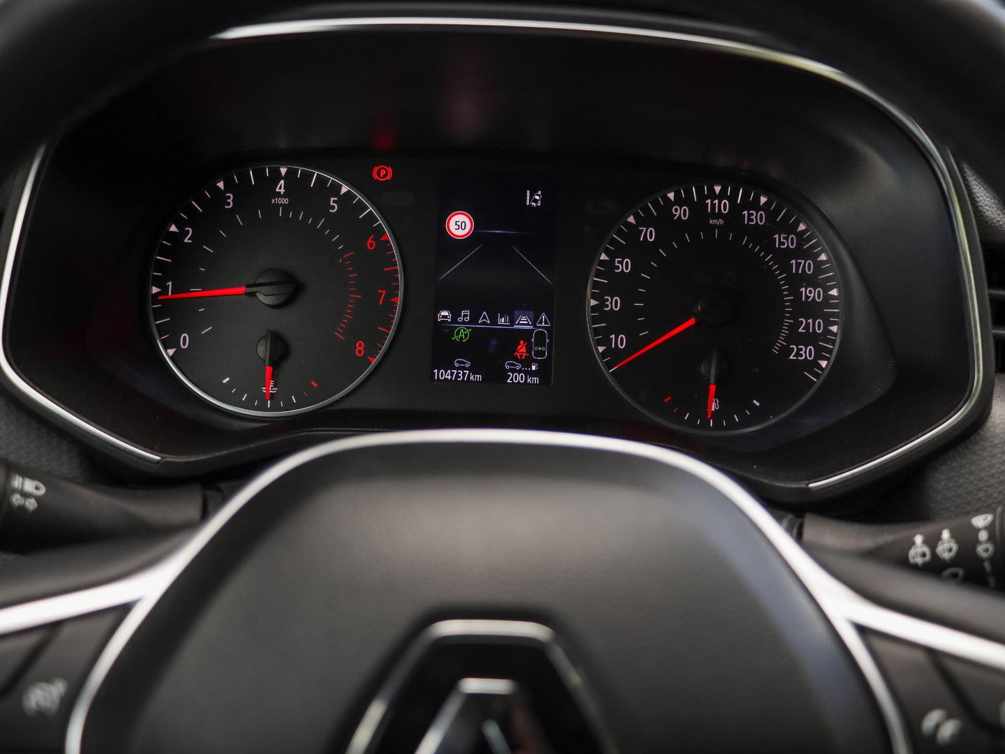 Renault Clio 1.0 TCe 90 Zen | Navigatie | Parkeersensoren