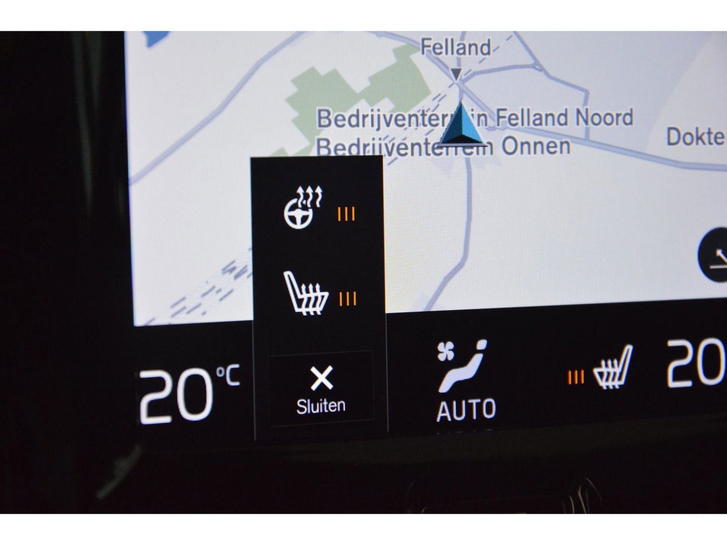 Volvo XC60 T6 Hybride AWD R-Design | Panoramadak | Stoel/Stuur Verwarmd | Harman Kardon | Camera | Apple CarPlay |