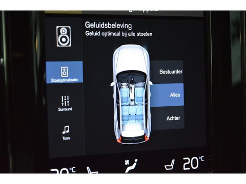 Volvo XC60 T6 Hybride AWD R-Design | Panoramadak | Stoel/Stuur Verwarmd | Harman Kardon | Camera | Apple CarPlay |