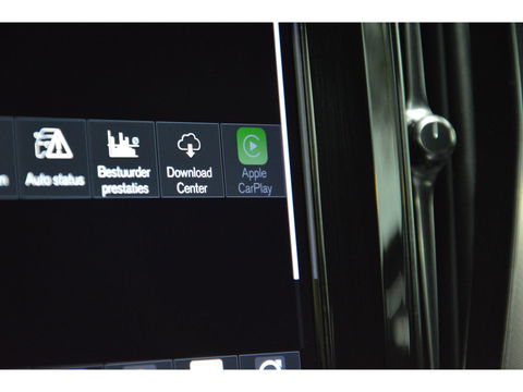 Volvo XC60 T6 Hybride AWD R-Design | Panoramadak | Stoel/Stuur Verwarmd | Harman Kardon | Camera | Apple CarPlay |