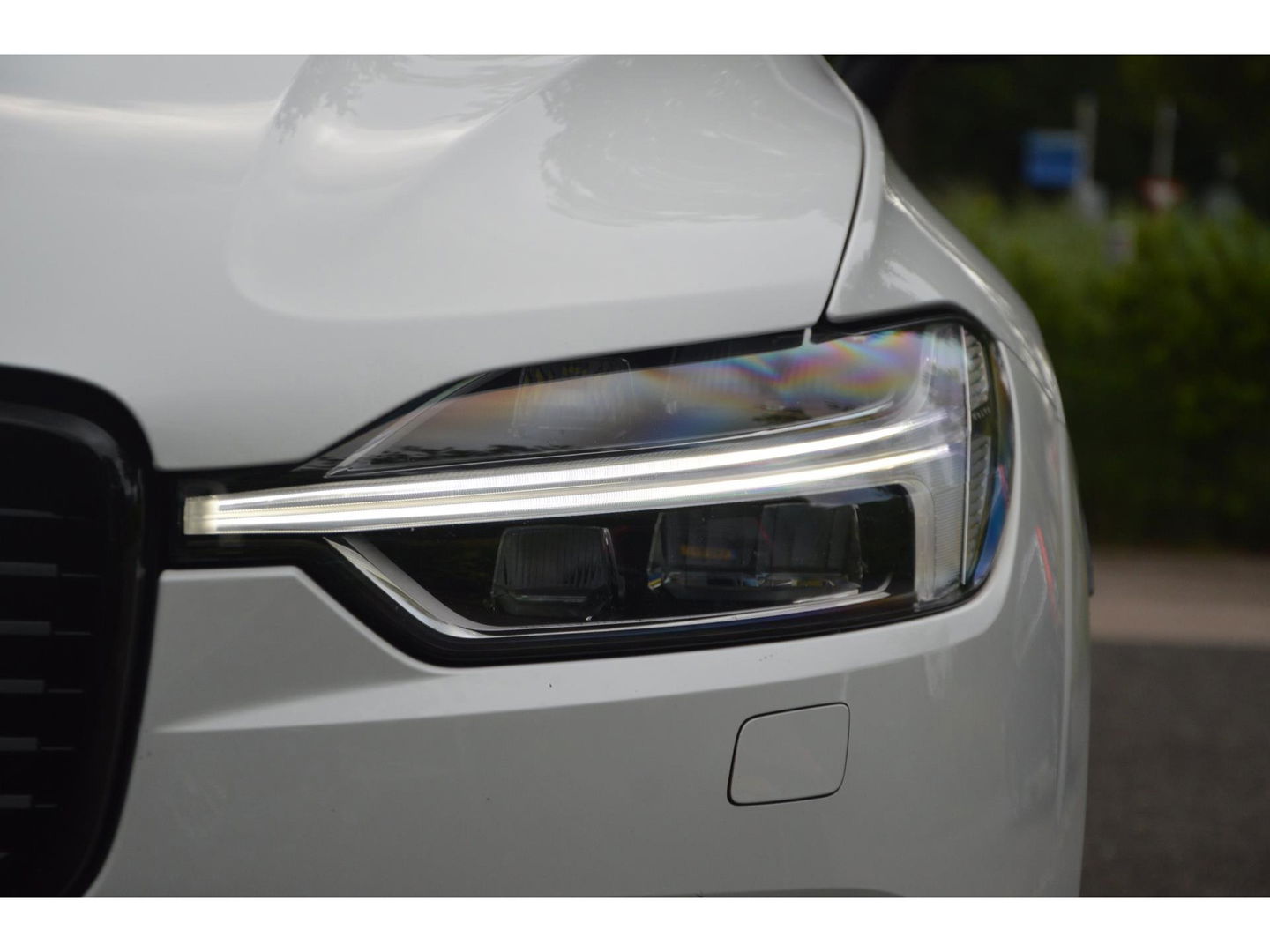 Volvo XC60 T6 Hybride AWD R-Design | Panoramadak | Stoel/Stuur Verwarmd | Harman Kardon | Camera | Apple CarPlay |