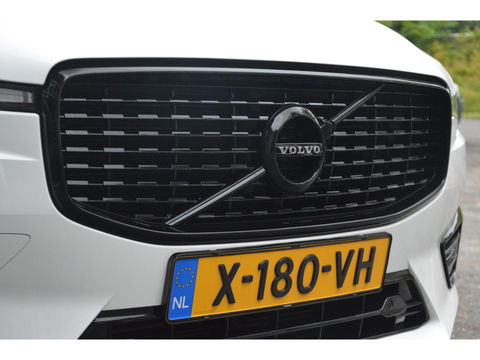 Volvo XC60 T6 Hybride AWD R-Design | Panoramadak | Stoel/Stuur Verwarmd | Harman Kardon | Camera | Apple CarPlay |