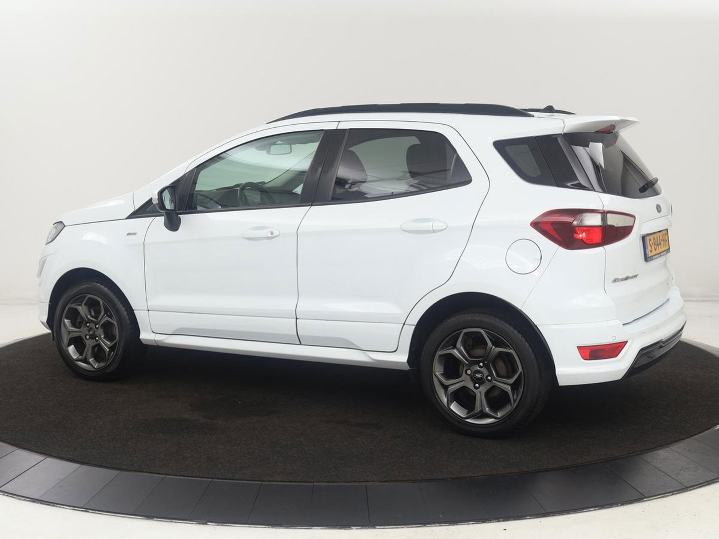 Ford EcoSport 1.0 EcoBoost ST-Line Black | Stoel & stuurverwarming | Camera | Carplay | Half leder | Climate control | Cruise control