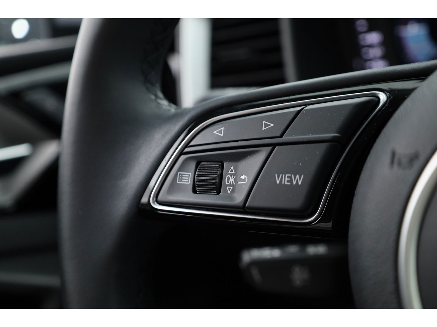 Audi A1 Sportback 30 TFSI S-Line Apple CarPlay | Keyless | Stoelverw. | 17'' | Cruise | LED
