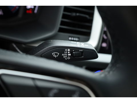 Audi A1 Sportback 30 TFSI S-Line Apple CarPlay | Keyless | Stoelverw. | 17'' | Cruise | LED