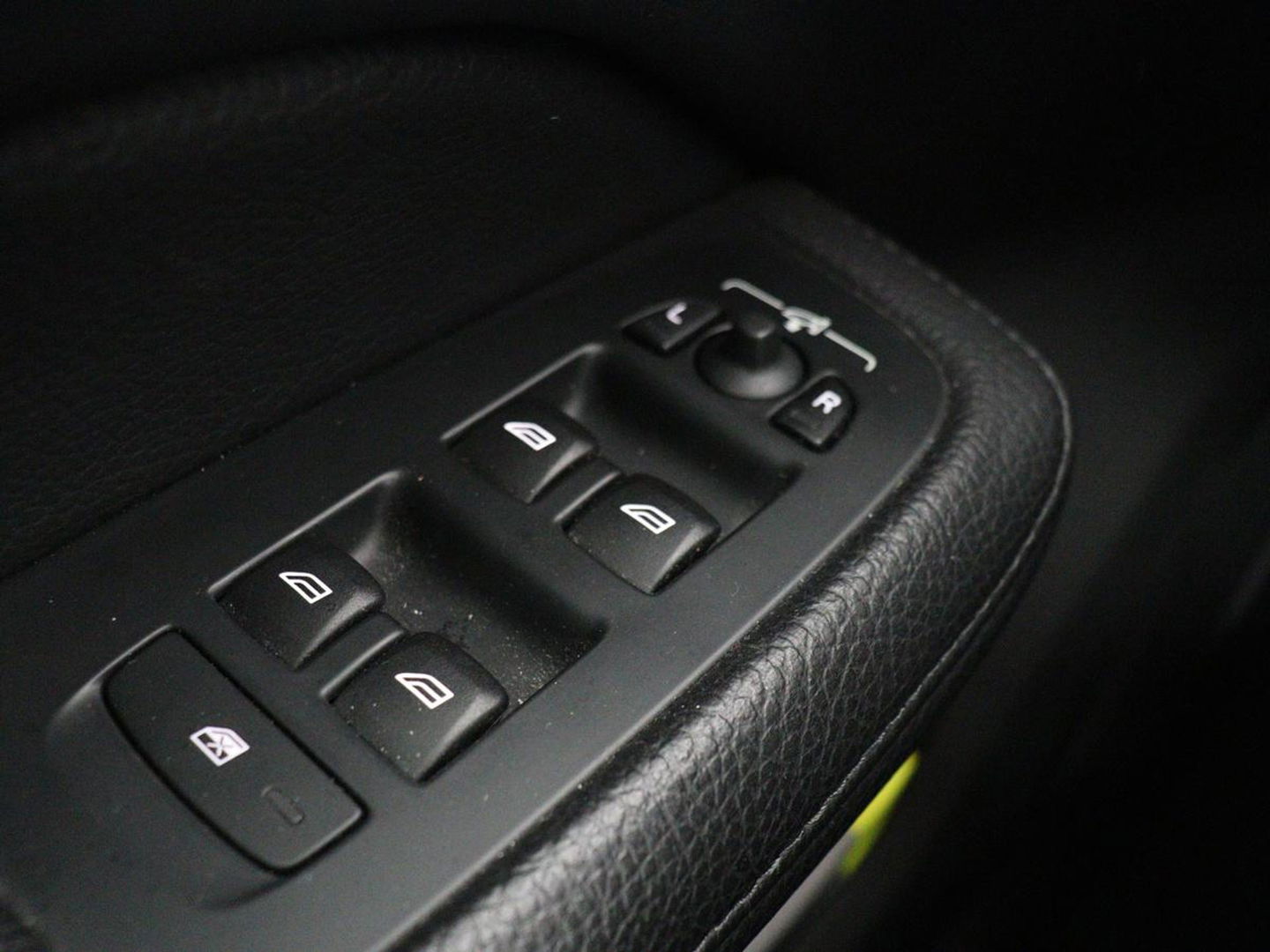 Volvo V60 2.0 T8 Recharge AWD Inscription | Leder | Stoelverwarming | Camera | Carplay | Memory | Adaptive cruise | Keyless | Full LED